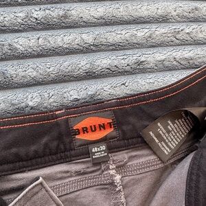 Brunt Men's Cargo Pants in Black and Gray